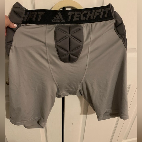 Adidas Techfit Smash 5-Pad Girdle, Mens Football Girdle, 2XL, Like New - Picture 9 of 10